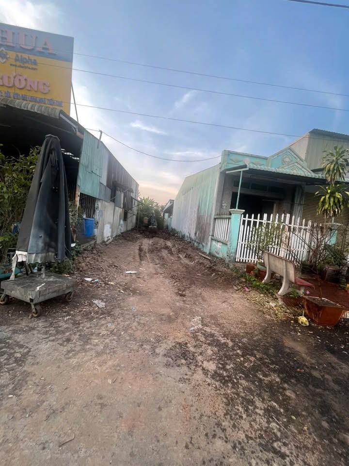 Đất nền mặt tiền đường Võ Văn Tần, Sa Đéc 100m² - Kinh doanh lý tưởng!