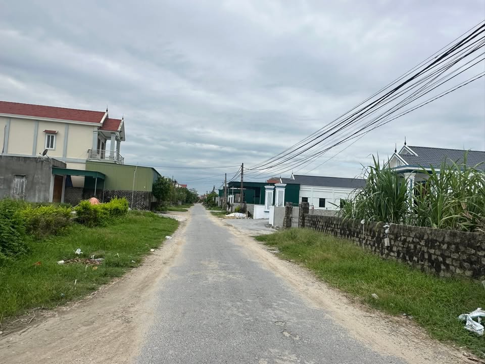 Đất nền lô góc 2 mặt tiền xã Quỳnh Diễn 172m² giá 1 tỷ - Gần trung tâm chỉ 400m!