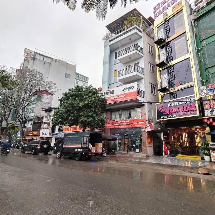 Mặt phố Hồ Đền Lừ, Quận Hoàng Mai, 55m² giá 26 tỷ - Đầu tư sinh lời tuyệt vời!