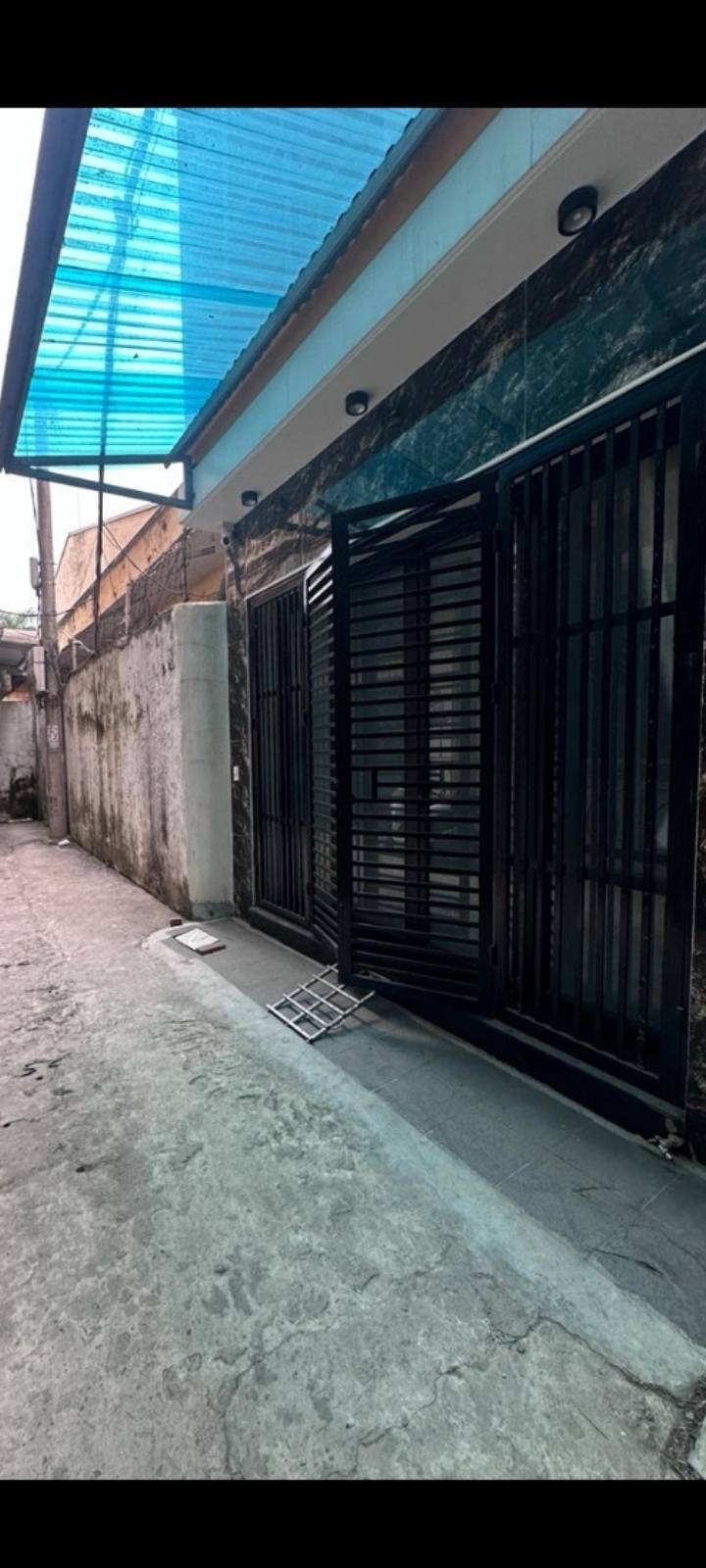 Bán nhà phố Nguyễn Trãi, 40m² giá 9.98 tỷ - Vị trí đắc địa, tiện ích đầy đủ!