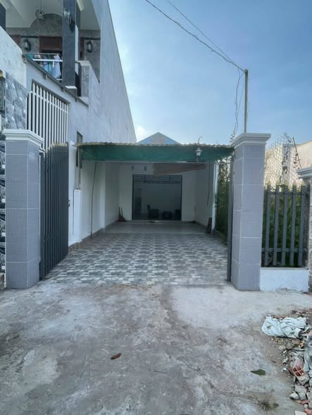 Nhà cho thuê tại Phường Tân Ngãi, Vĩnh Long - 3.5 triệu/tháng, rộng rãi thoáng mát!