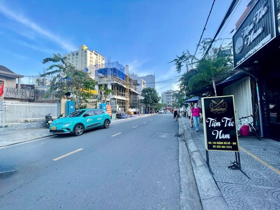 Nhà phố mặt tiền Đặng Vũ Hỷ, Sơn Trà 256m² giá 45.792 tỷ - Kinh doanh sầm uất!