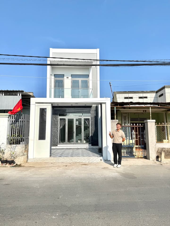 Nhà 1 trệt 1 lầu tại Phan Thiết 86m² giá 3.4 tỷ - Vị trí đắc địa, tiện ích đầy đủ!