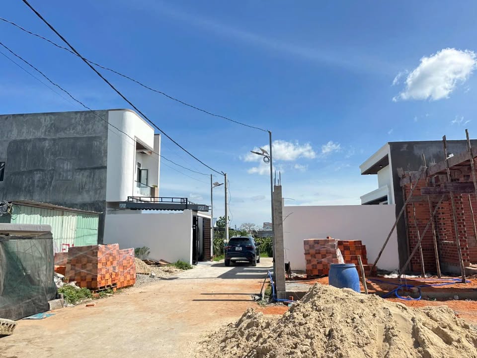 Đất thổ cư Phong Nẫm, TP. Phan Thiết 100m² giá 700 triệu - Vị trí đẹp hiếm có!