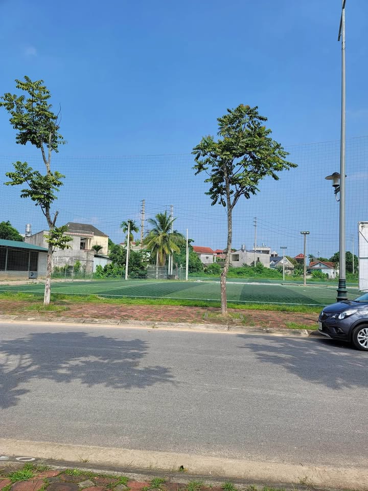 Đất nền Picenza 2, Thái Nguyên 96m² giá 4 tỷ - View sân bóng đẹp mắt!