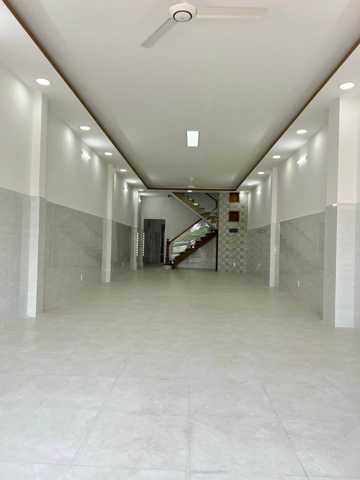 Nhà mặt tiền Nguyễn Công Bình Mỹ Tho 115m² giá 6 tỷ - Kinh doanh đa ngành nghề