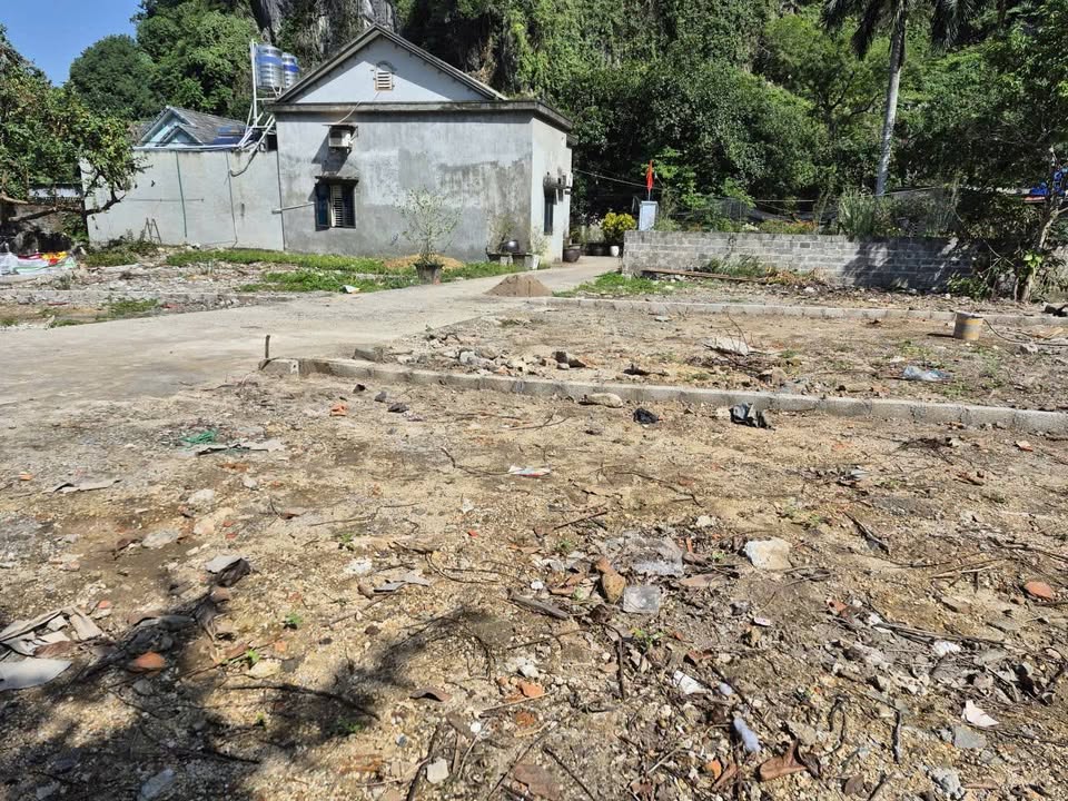 Đất nền Phường Hà Tu 74m² giá chỉ 700 triệu - Cơ hội đầu tư sinh lời!