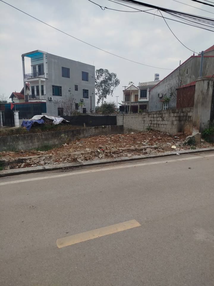 Đất nền thôn Co Măn, đường Hùng Vương 100m² giá 1 tỷ - Cơ hội đầu tư tuyệt vời!