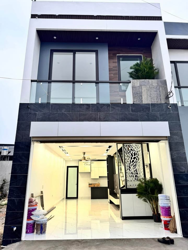 Nhà 2 tầng Phường Thịnh Đán 70m² giá 2 tỷ - Full nội thất sang trọng!