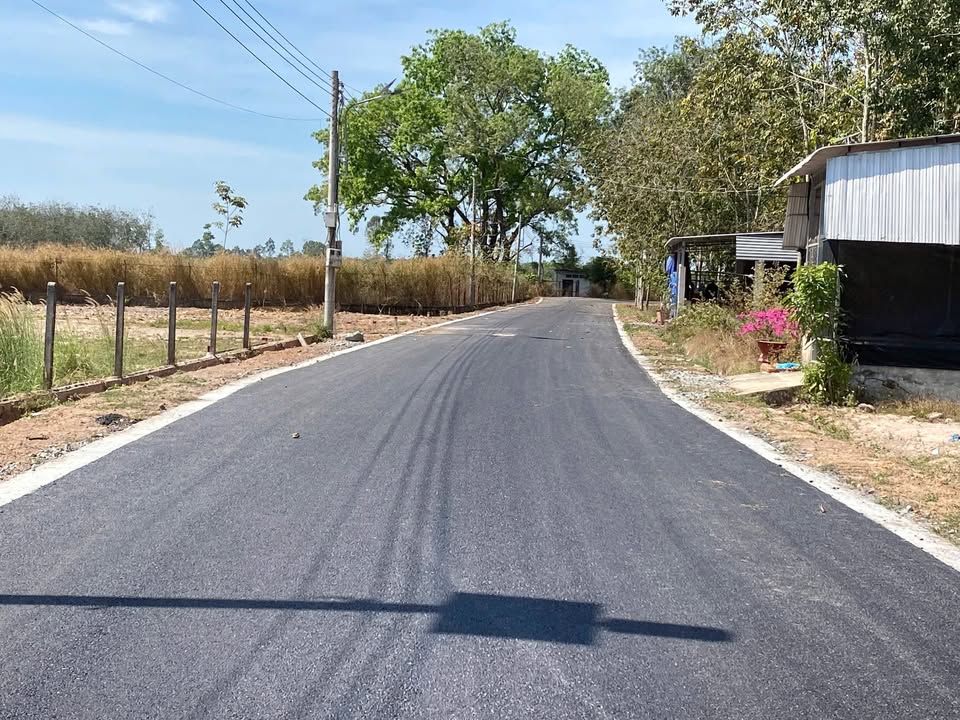 Đất nền 1300m² tại xã Minh Tân - Giá chỉ 1.25 tỷ, phù hợp đầu tư!