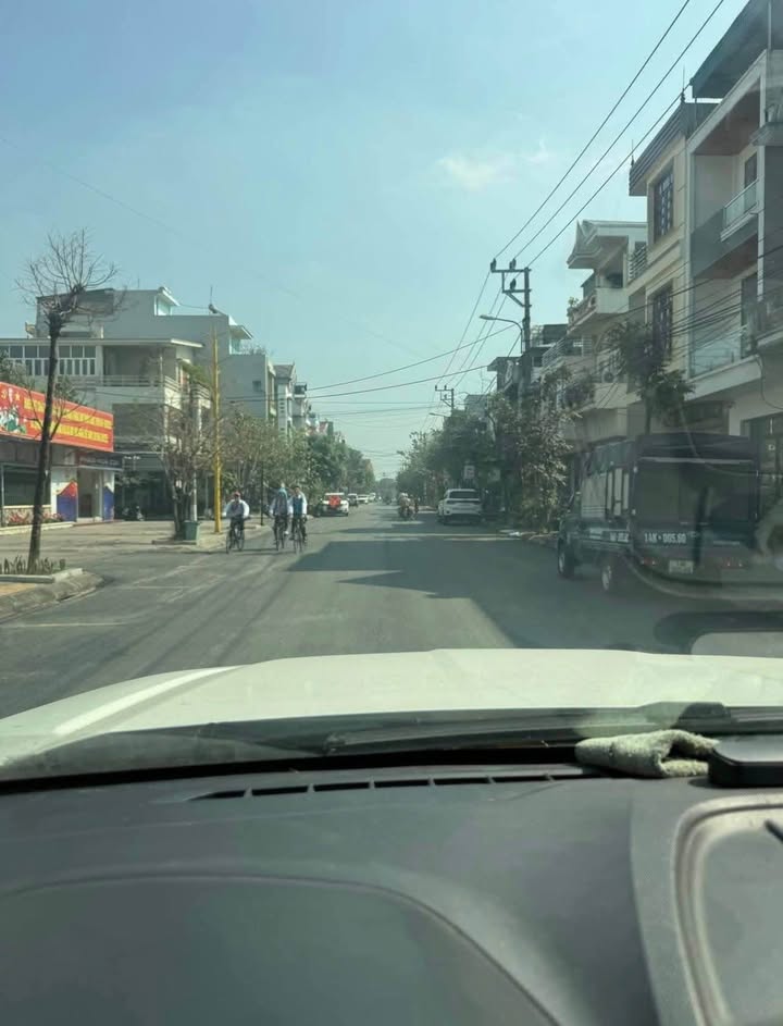 Đất kinh doanh Phường Cẩm Trung 73m² giá 4 tỷ - Vị trí đắc địa gần chợ Bến Cá