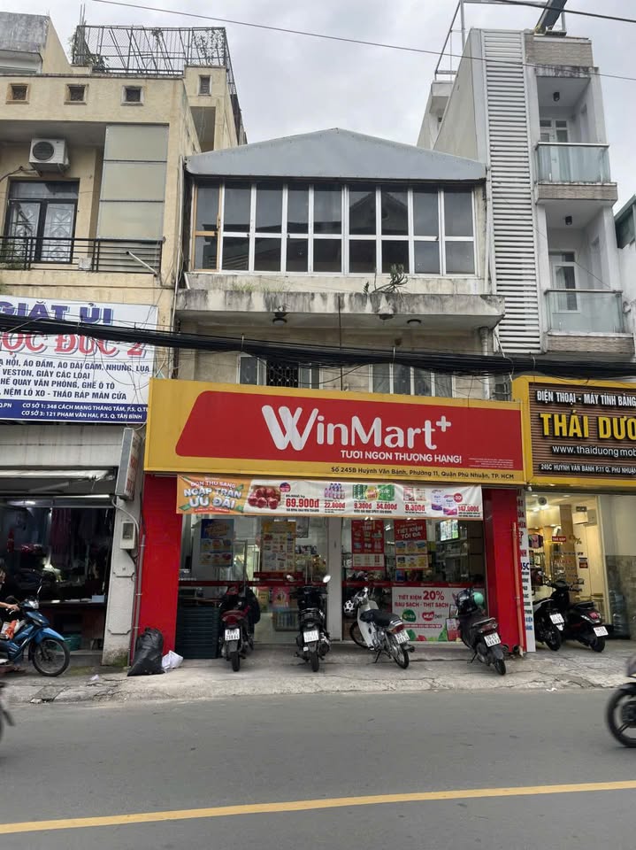 FrontHouse đường Huỳnh Văn Bánh, Quận Phú Nhuận 85m² giá 36 tỷ - Kinh doanh sầm uất!