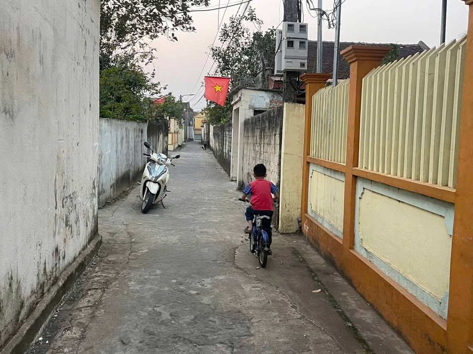 Nhà riêng tại thôn Hoằng Trì, xã Hoằng Thắng 195m² giá 1.2 tỷ - Chỉ việc vào ở ngay!