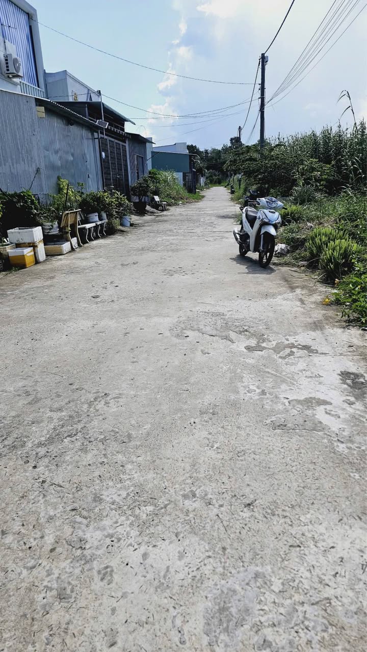 Đất mặt tiền đường Nguyễn Huy Tưởng Rạch Giá 100m² giá 950 triệu - Cơ hội đầu tư tốt!