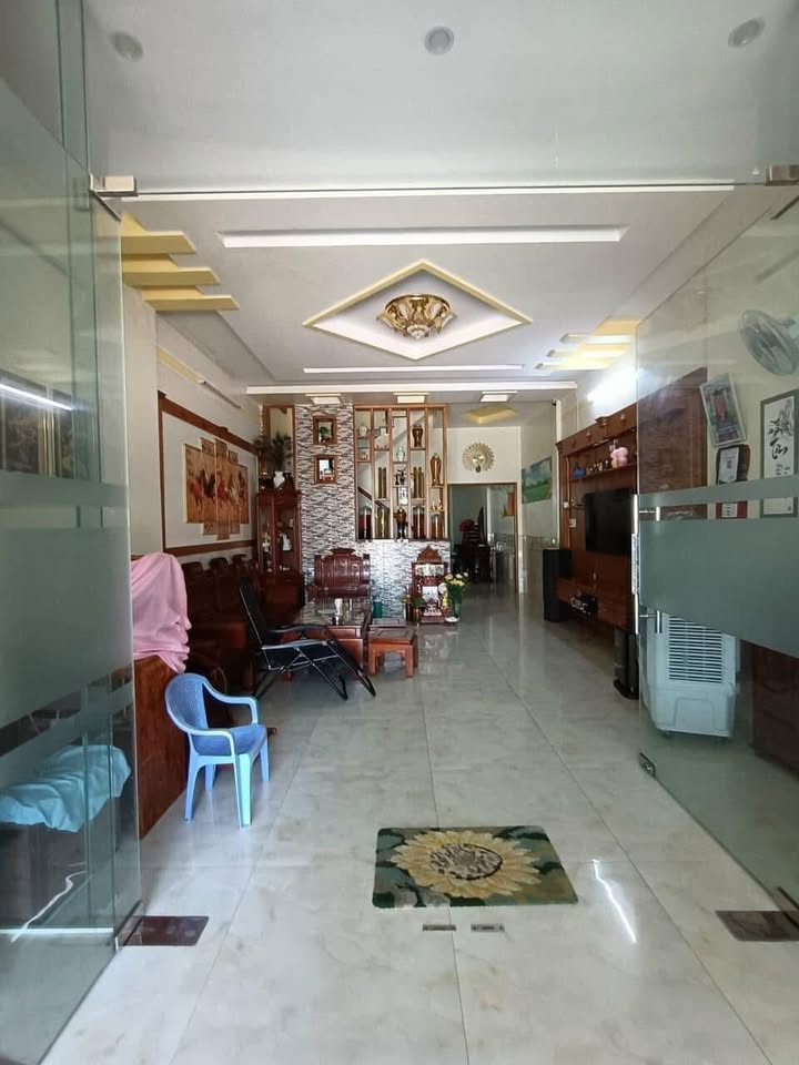 Nhà mặt tiền Khu Hà Thanh, 85m² giá 6.1 tỷ - Thiết kế hiện đại, sẵn ở ngay!