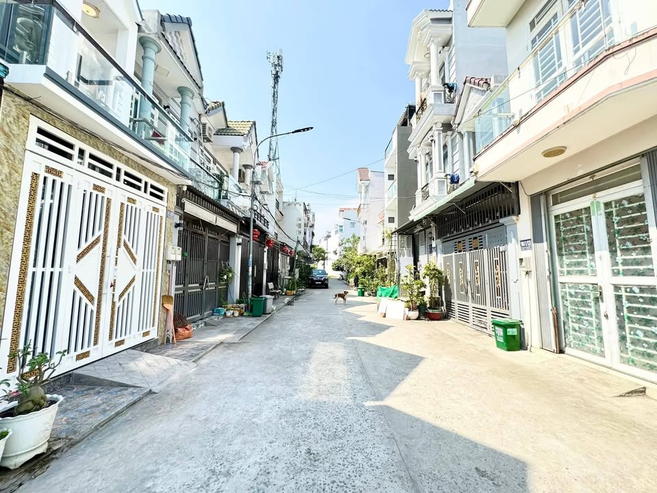 Nhà bán Hẻm 96/1 Đào Tông Nguyên, Nhà Bè 27m² giá 1.99 tỷ - Sẵn sàng vào ở!