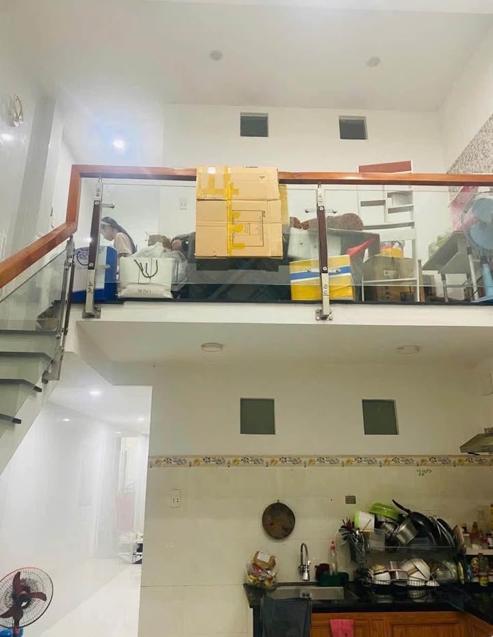 Nhà 1 trệt 1 lửng tại Đà Nẵng 70m² giá 3.85 tỷ - Khu vực an ninh, cho thuê 8 triệu/tháng!