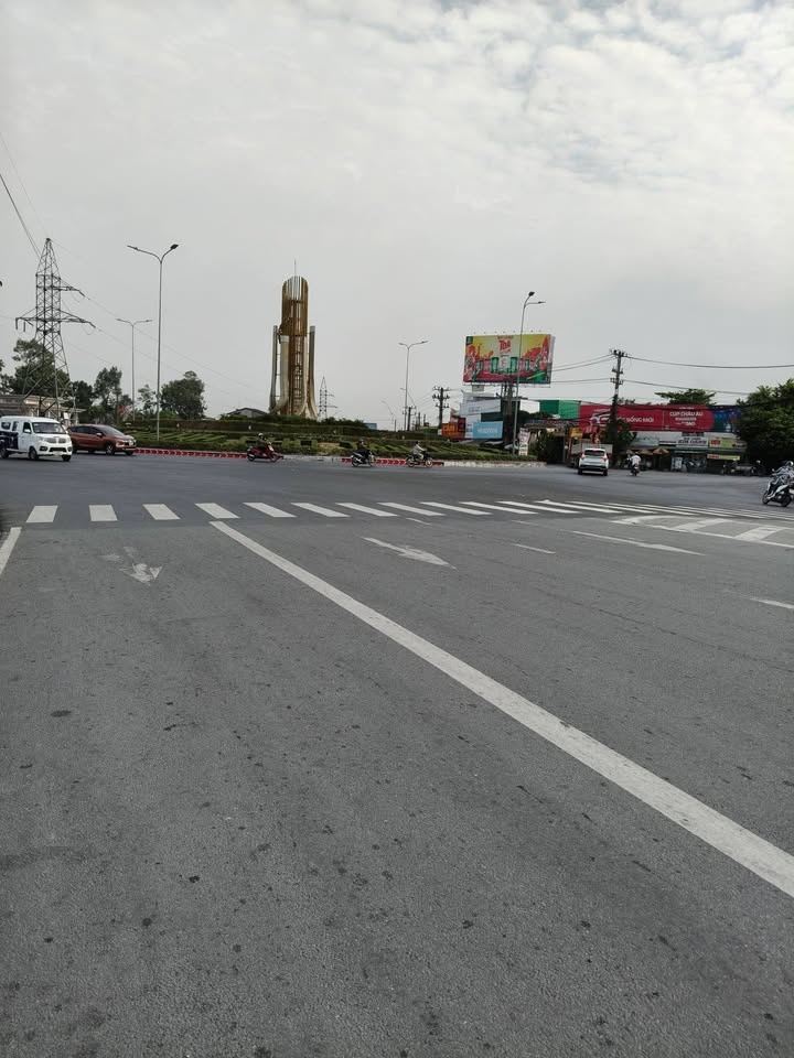 Nhà mặt tiền Đường Đỗ Trình Thoại, Tân An 276m² giá 4.2 tỷ - Kinh doanh thuận lợi!