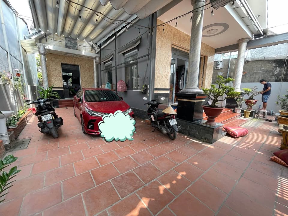 Nhà phố Cần Thơ 251.5m² giá 12 tỷ - Thiết kế sang trọng, gần Đại Học Y Dược!