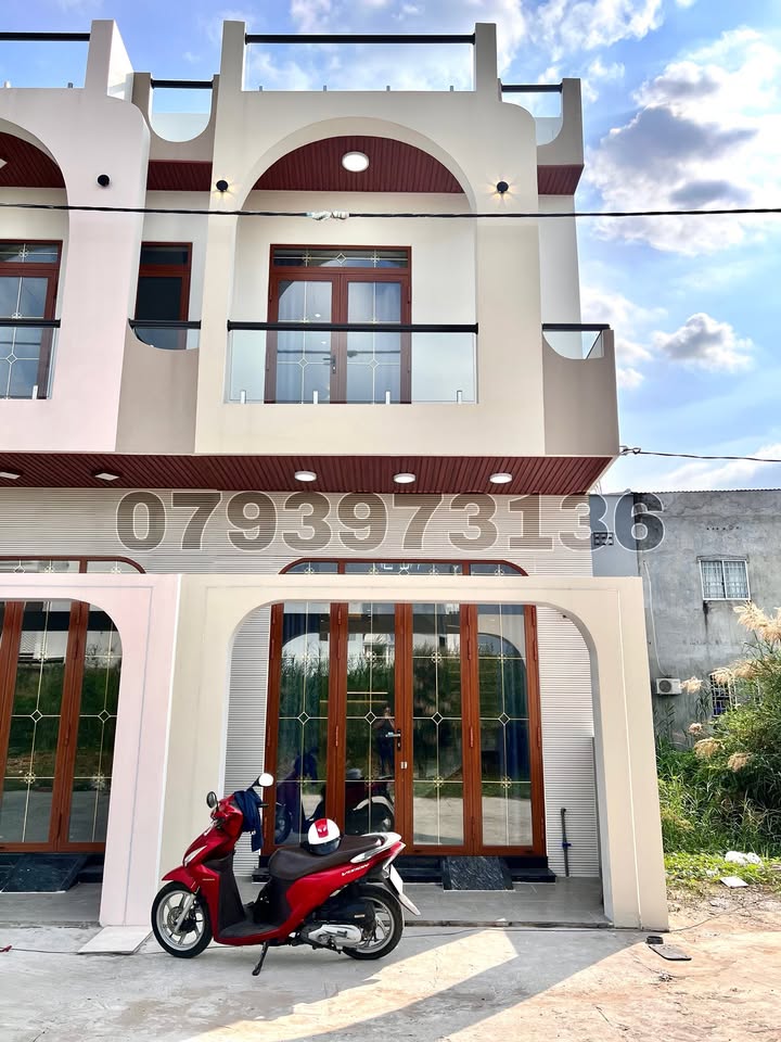 Nhà phố 1 trệt 1 lầu tại Phường Tân An, Cần Thơ giá 3.89 tỷ - Hoàn công, full nội thất!