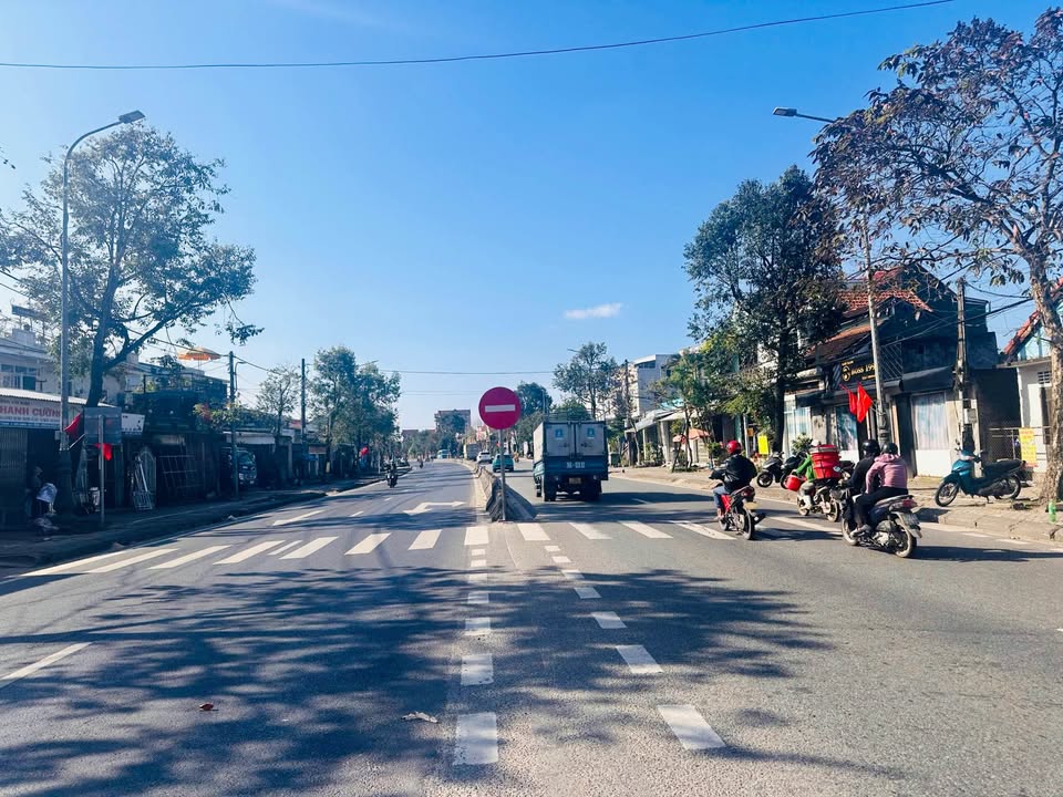 Đất mặt tiền Nguyễn Tất Thành, Thủy Dương, 246m² giá 7.627 tỷ - Tiềm năng tăng giá cao!