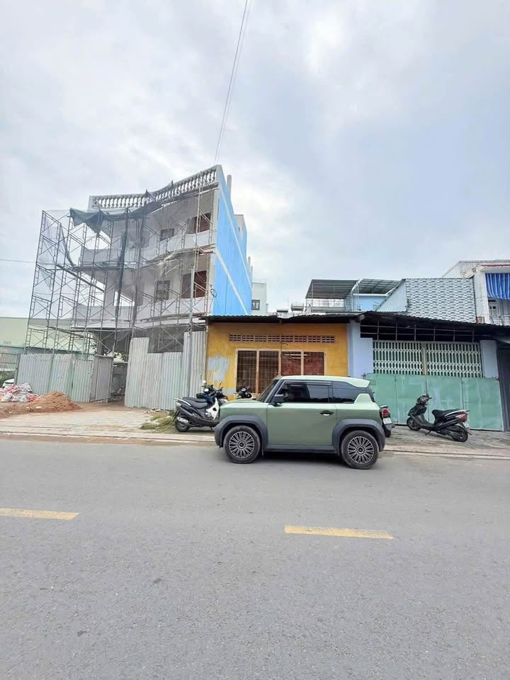 FrontHouse Trần Ngọc Giải, Mỹ Tho 111m² giá 4.5 tỷ - Mặt tiền kinh doanh lý tưởng!