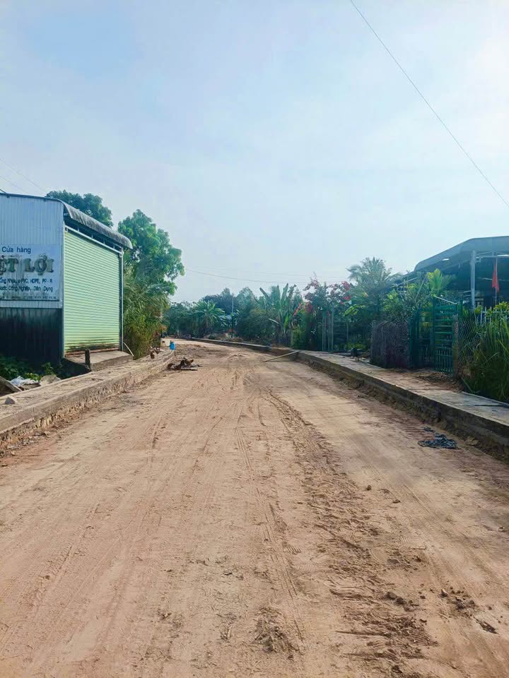 Đất thổ cư mặt tiền đường tại Thị trấn Đạ Tẻh 600m² giá 840 triệu - Sổ đỏ chính chủ