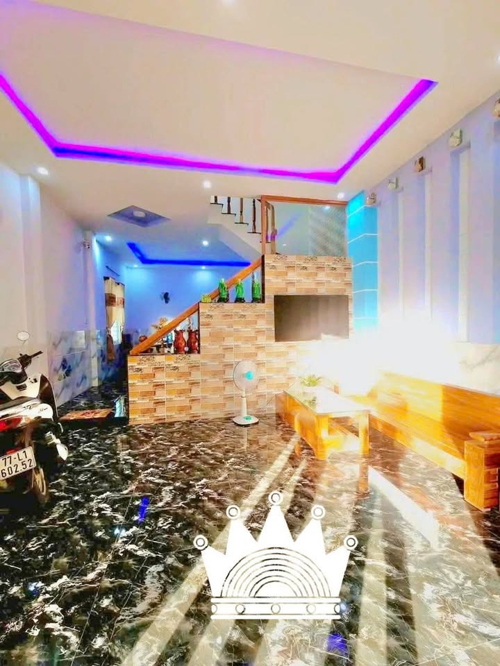 Nhà mặt tiền ôm góc Đống Đa 54m² giá 4,5 tỷ - Đầu tư sinh lời ngay!