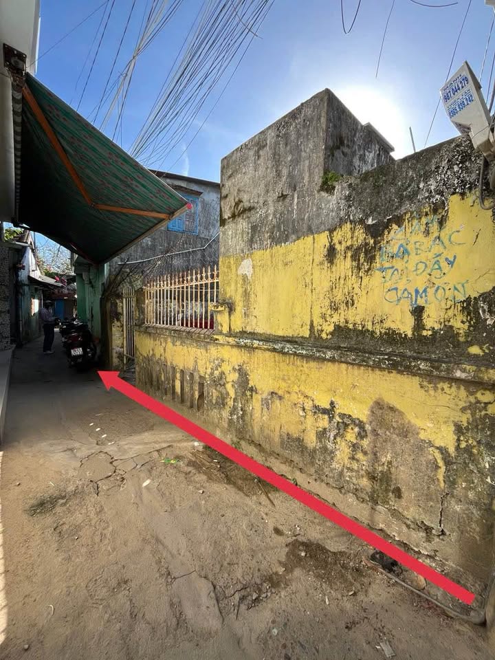 Đất hẻm Nguyễn Công Trứ, Tuy Hòa 92m² giá 1.4 tỷ - Sổ đỏ chính chủ sẵn sang tên ngay!