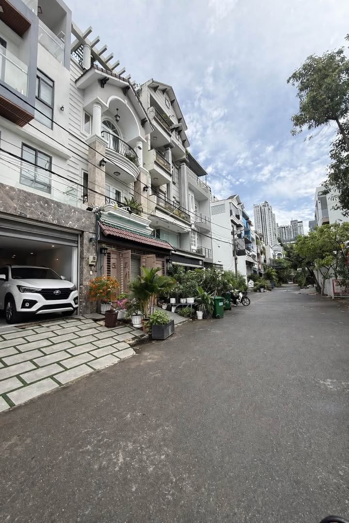 Nhà phố LaCasa Q7 80m² giá thỏa thuận - Sổ hồng riêng, hoàn công chuẩn!