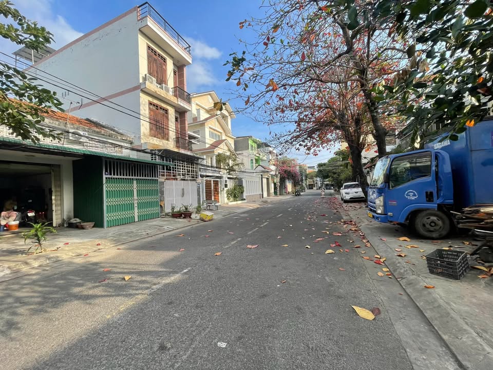Bán đất mặt tiền đường Tản Đà, Nha Trang 73.5m² - Tặng kèm nhà 2 tầng!
