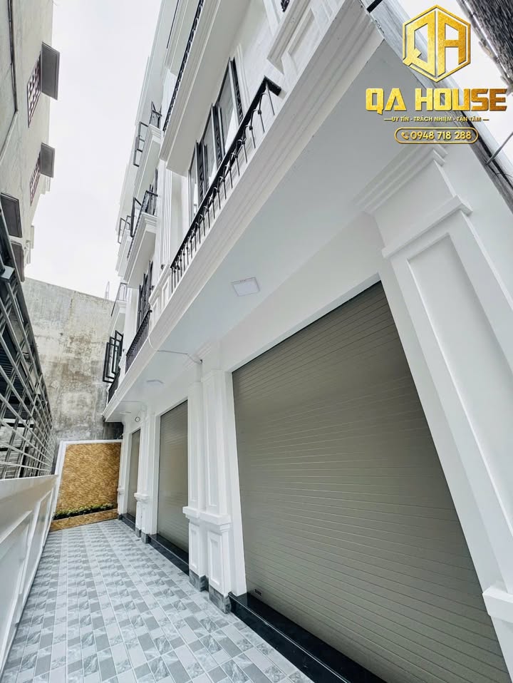 Nhà độc lập 4 tầng phố Lạch Tray 41m² giá chỉ 4.2 tỷ - Sẵn sàng vào ở!