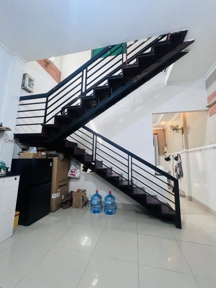 Nhà riêng Tân Sơn Nhì, 46m² giá 4.3 tỷ - Sẵn sàng ở ngay!