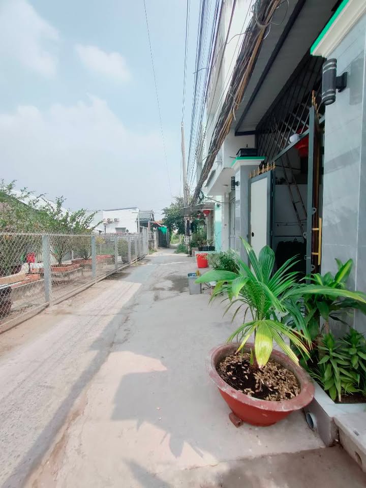 Nhà 1 trệt 1 lầu tại Tân Kim, Cần Giuộc 111m² giá 2.486 tỷ - Chính chủ bán gấp!