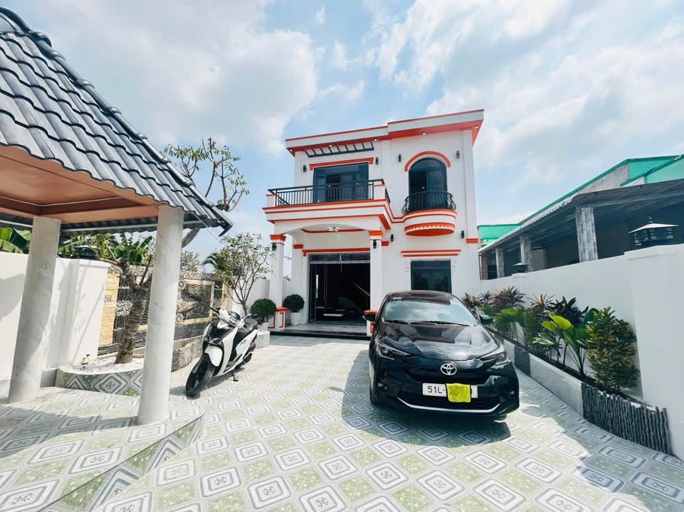 Nhà vườn 1 lầu Tân Thành 160m² giá 3.88 tỷ - Đón Tết trọn vẹn!