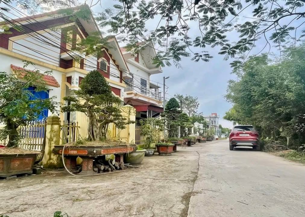 Đất Hồng Tiến, Kiến Xương 210m² giá chỉ 500 triệu - Tiềm năng sinh lời cao!