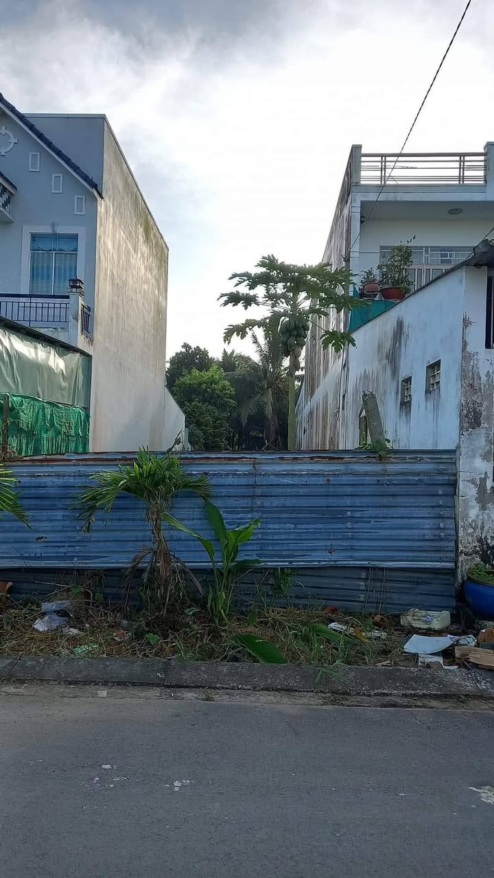 Nhà mặt tiền Trần Quốc Toản, TP Sóc Trăng 300m² - Đường rộng, dễ dàng kinh doanh!