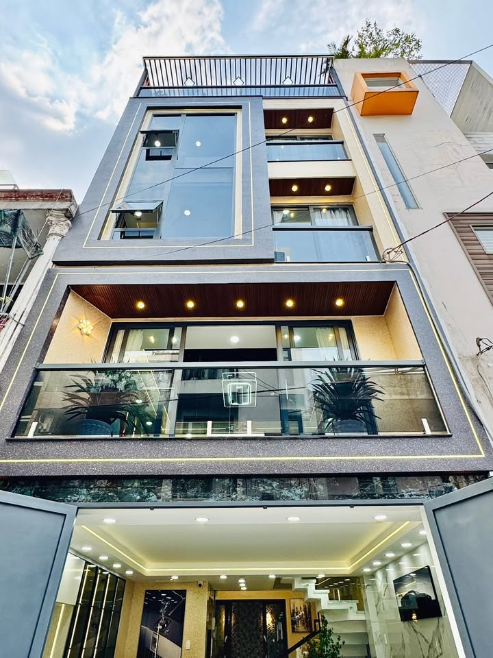 Nhà phố Lê Văn Thọ, 60m², giá chỉ 12.9 tỷ - Ô tô vào tận nhà!