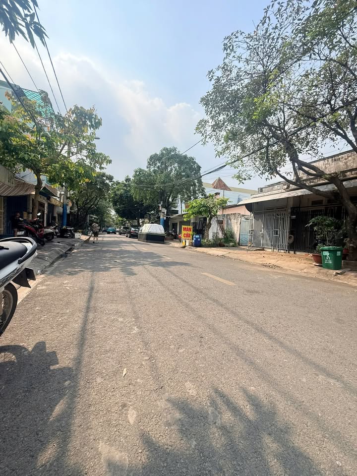 Nhà cấp 4 mặt tiền đường Số, Phước Bình 85m² giá 7.6 tỷ - Cơ hội vàng cho nhà đầu tư!