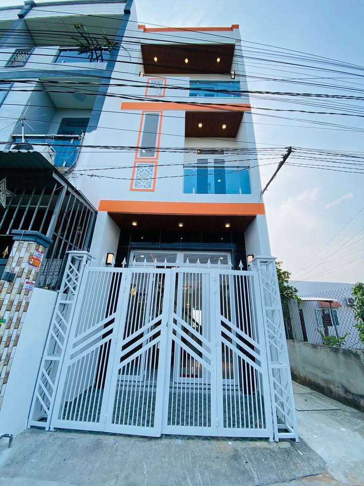 Nhà 1 trệt 2 lầu tại Ấp Kim Điền, Cần Giuộc 60m² giá 2.25 tỷ - Chính chủ bán gấp!