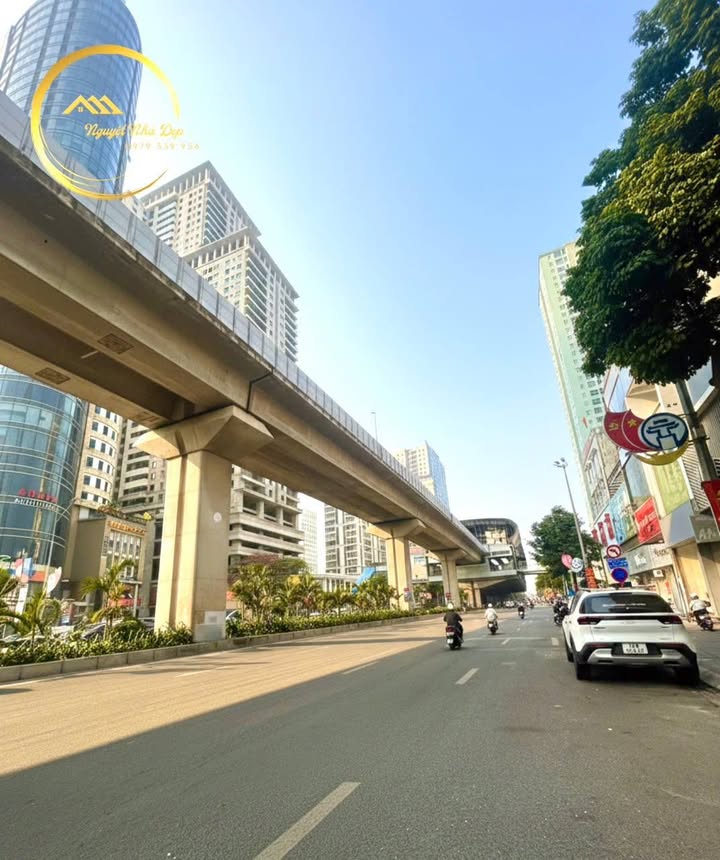 Nhà riêng tại Trần Phú, Hà Đông 38m² giá 1 tỷ - Thang máy, ô tô vào tận nhà!