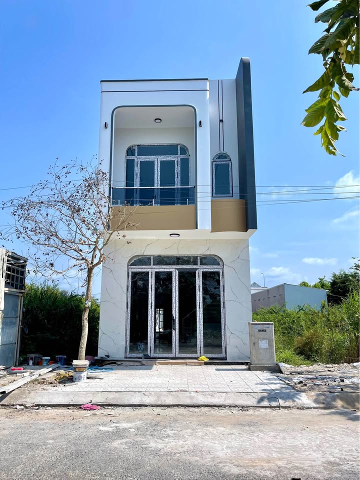 Nhà riêng KDC Tân Phú, 128m² giá 3.299 tỷ - Sân vườn chill tuyệt đẹp!