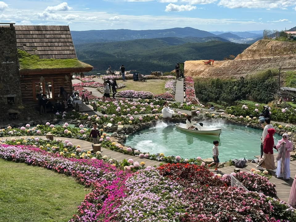 Nhà 3 tầng Nguyễn Thượng Hiền, Bình Thạnh 40m² giá 5.4 tỷ - Hẻm thông thoáng, tiện ích đầy đủ!