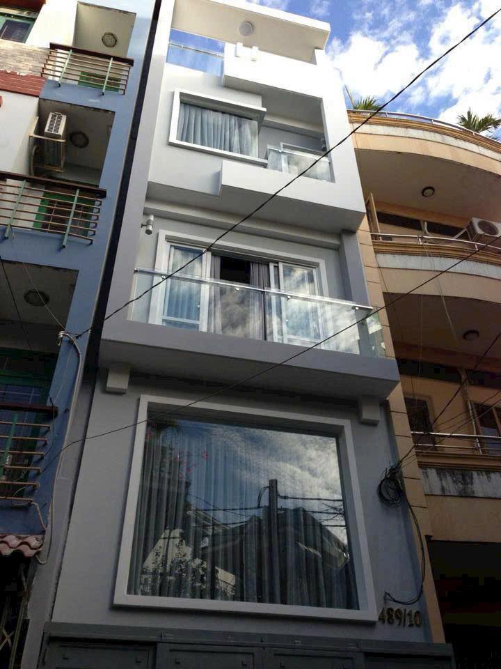 Nhà HXH Huỳnh Văn Bánh Phú Nhuận 60m² giá 13.5 tỷ - Hẻm xe hơi thông thoáng