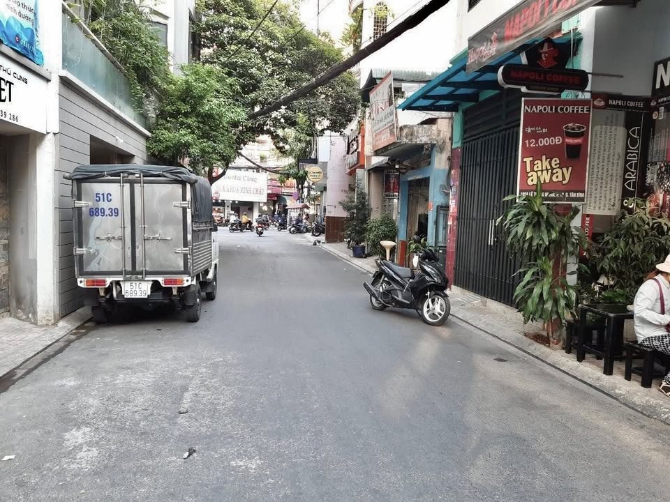 Nhà mặt tiền đường K300, P12 Tân Bình 70m² giá 13 tỷ - Đầu tư sinh lời ngay!