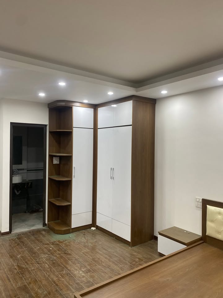 Nhà đẹp 6 tầng tại Lê Văn Lương 45m² giá 1 tỷ - Đón Tết ngay!