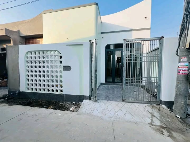 Nhà bán Ấp 4 Trung An, 72m² chỉ 1.3 tỷ - Hướng Nam, đầy đủ nội thất!