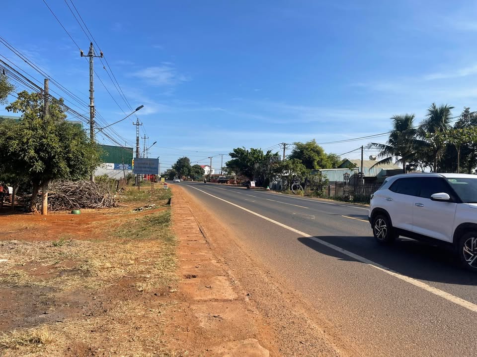 Đất nền Quốc lộ 14A, Huyện Đức Cơ, 540m² - Giá tốt cho nhà đầu tư!