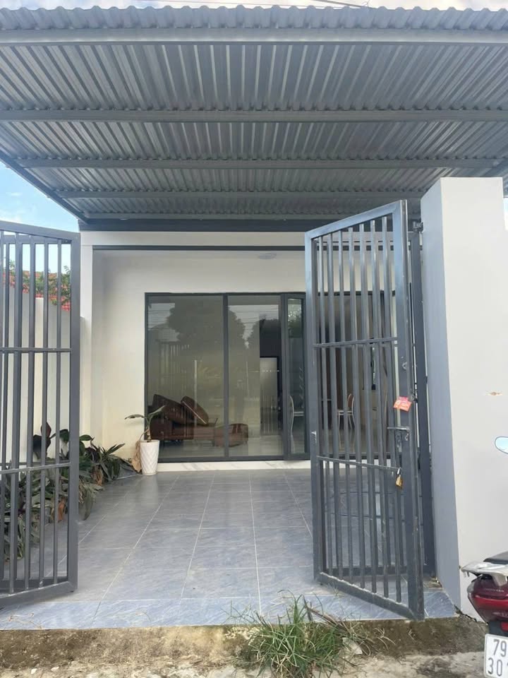 Nhà C4 thôn An Ninh, huyện Diên Khánh 102m² giá 2.3 tỷ - Sổ hồng chính chủ!