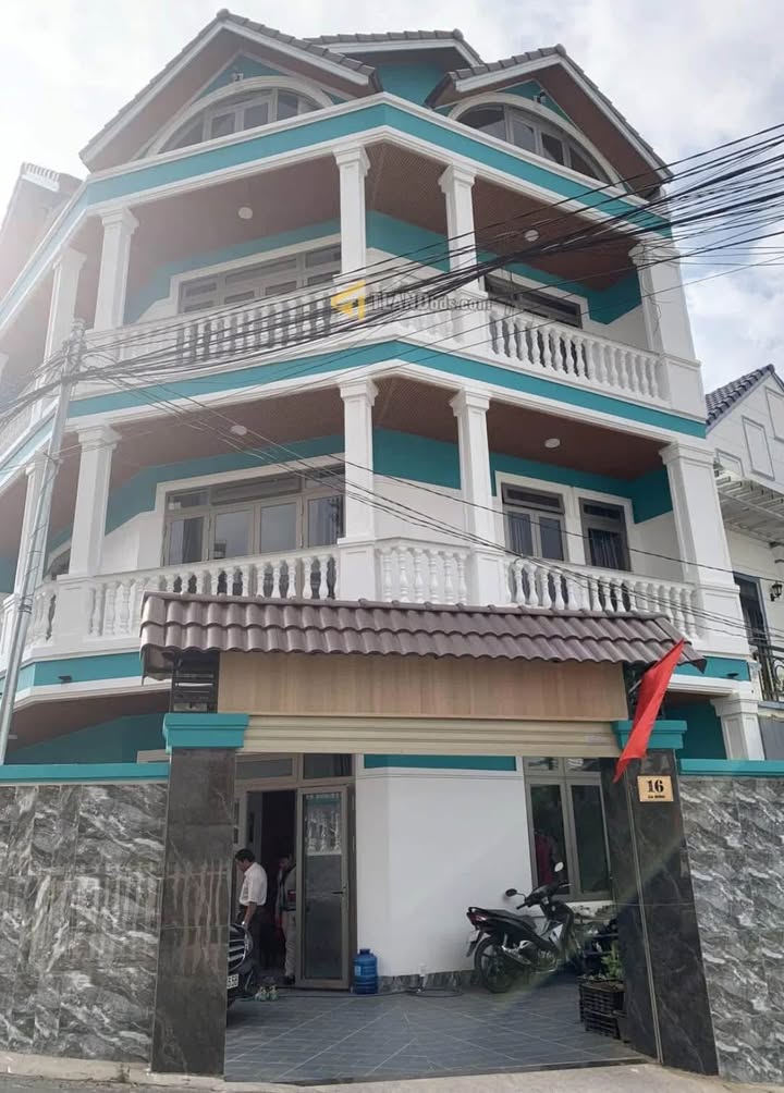 Villa mặt tiền đường Đa Minh, Phường 5, Đà Lạt 90m² giá 11.3 tỷ - Kinh doanh tiềm năng!